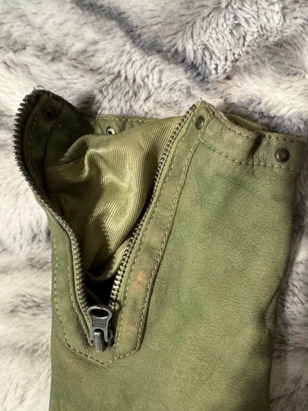 VINTAGE WILSON LEATHER GREEN JACKET, DISTRESSED, size S - Picture 3 of 12